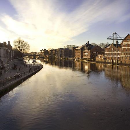Stylish Flat Near The City Centre - Pass The Keys York Esterno foto