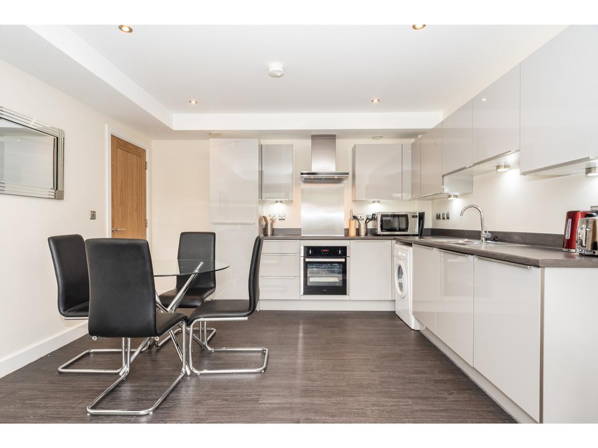 Stylish Flat Near The City Centre - Pass The Keys York Esterno foto